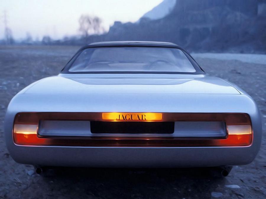  Jaguar XJ Spider Concept 1978 года  (фото 12 из 16)